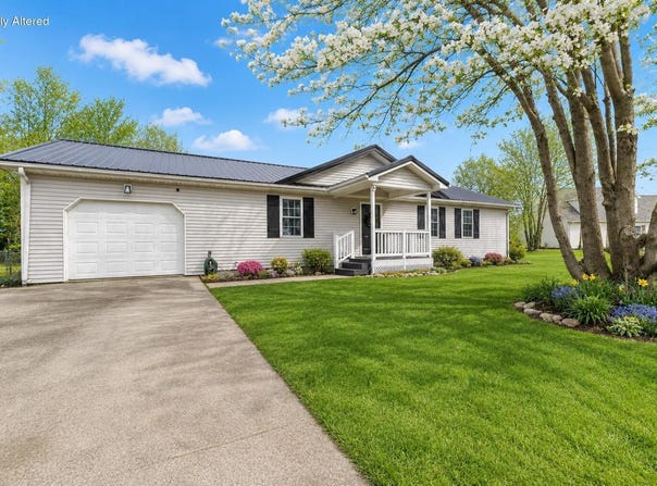 216 Raintree Circle, Stanford, KY 40484