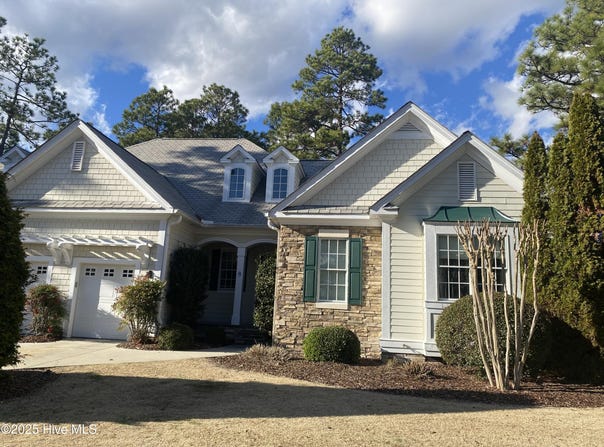 280 Cochrane Castle Circle, Pinehurst, NC 28374