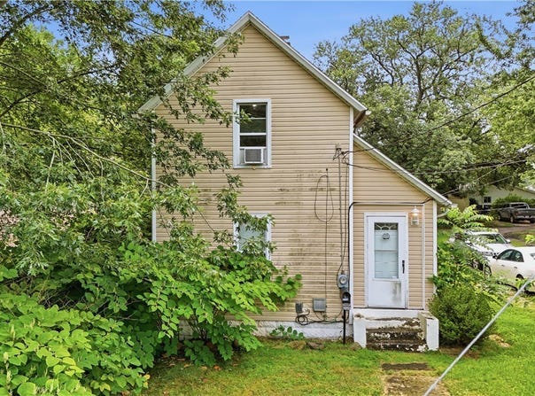 1116 Mcintosh Avenue, Akron, OH 44314