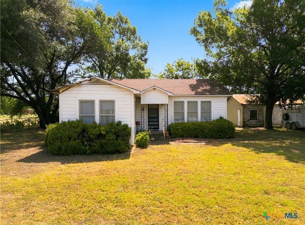 206 CR 287, Marlin, TX 76661