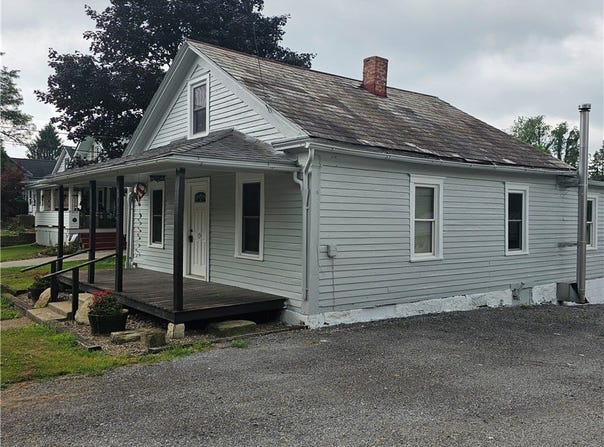 124 Mount Air Road, North Beaver Twp, PA 16102