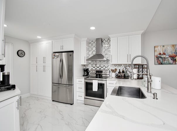 1629 Riverview Road, Deerfield Beach, FL 33441