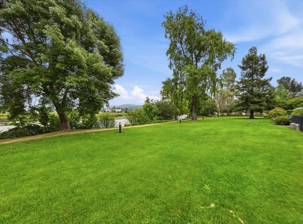 910 Marina Drive, Napa, CA 94559