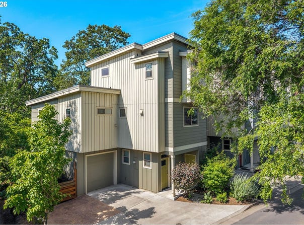 505 SE UPPER WYERS, WhiteSalmon, WA 98672