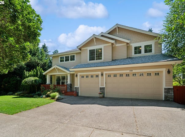 23060 BLAND Cir, WestLinn, OR 97068