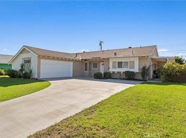 11271 Cherry Street, Los Alamitos, CA 90720