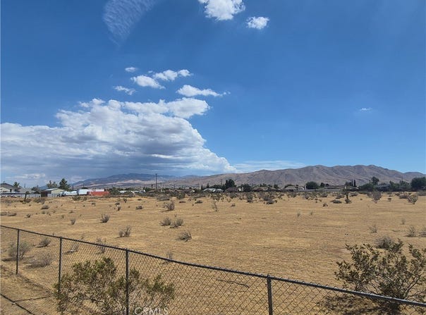 Merino, Apple Valley, CA 92308