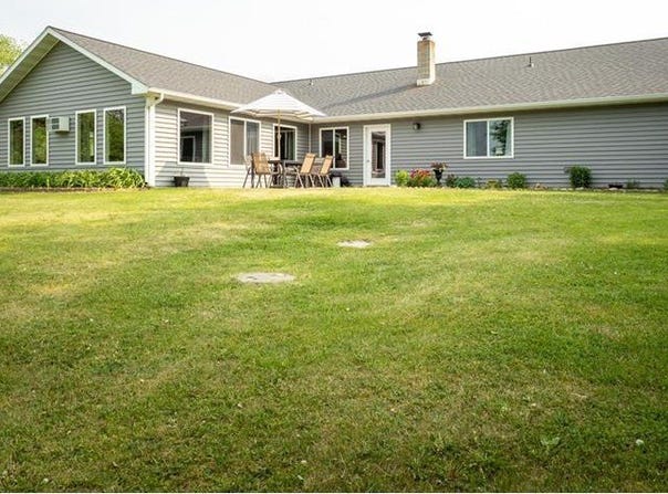 2941 Abbey Road, Bowlus, MN 56318