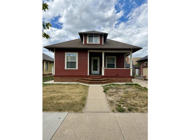 404 W 5th, Yankton, SD 57078