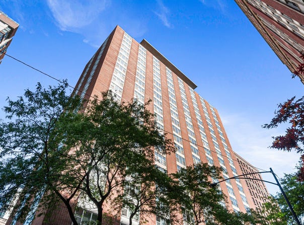 1325 N State Parkway, Chicago, IL 60610