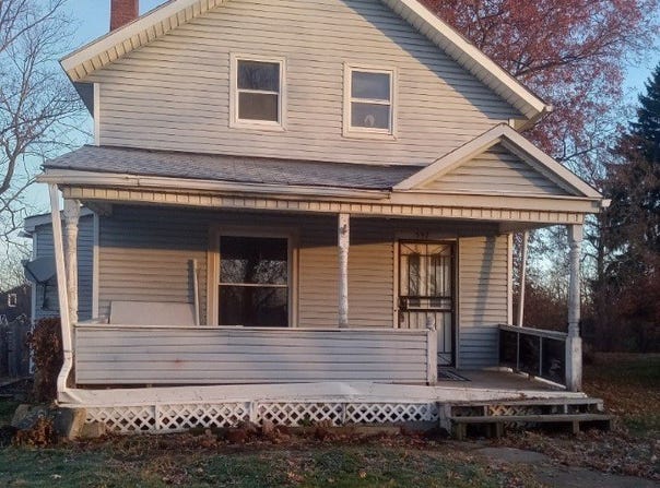 537 3rd Street, Elyria, OH 44035