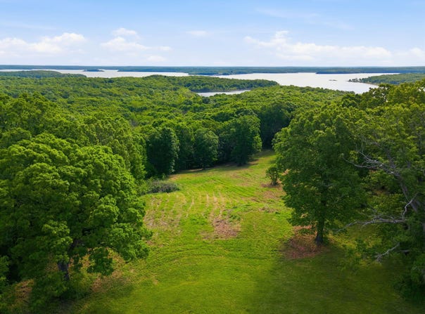 1481 Road, Stockton, MO 65785