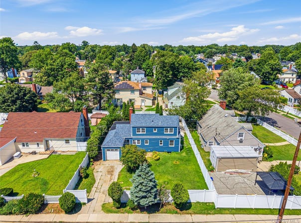 1009 Centennial Avenue, Baldwin, NY 11510