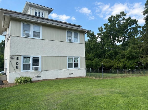 608 W Michigan, Paw Paw, MI 49079