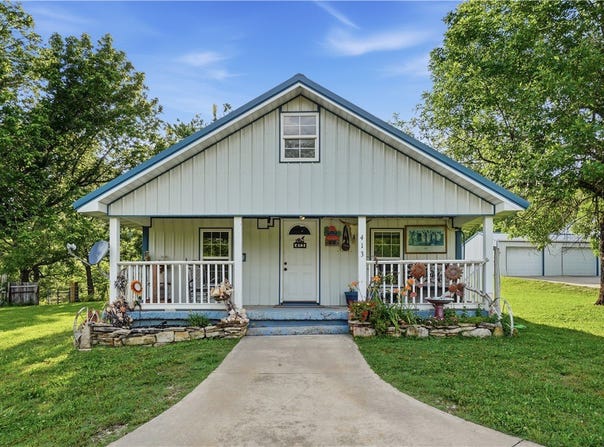 413 Madison 1555, Eureka Springs, AR 72632