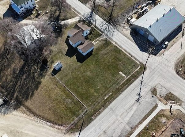 106 E Benson Street, Pittsfield, IL 62363