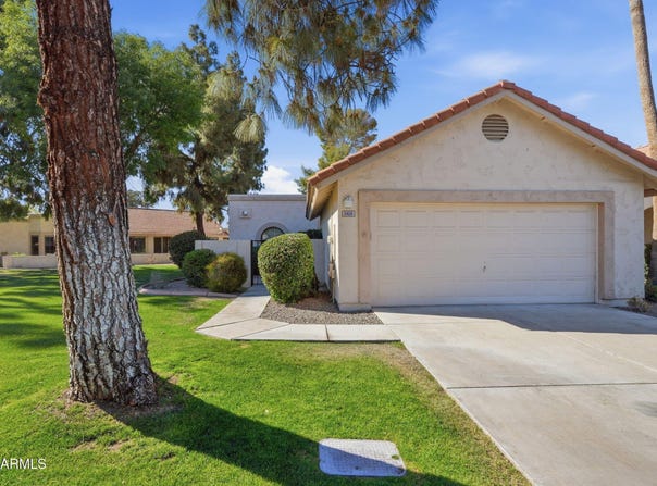 9408 W Morrow Drive, Peoria, AZ 85382
