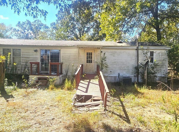275 Byrd Circle, Karnack, TX 75661