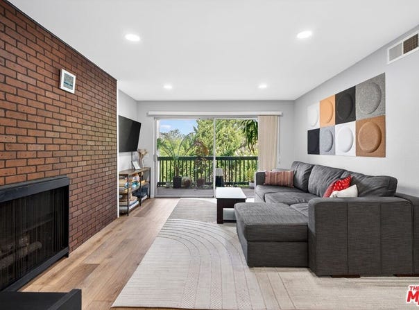 1307 Raintree Cir, Culver City, CA 90230