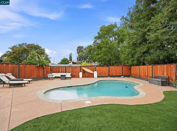 4074 Hamlet Ct, Concord, CA 94521