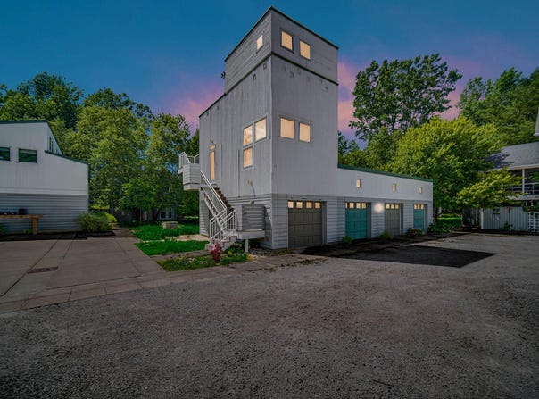 12 Tryon Farm Lane, Michigan City, IN 46360