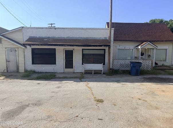 121 Washington Avenue, Seneca, MO 64865
