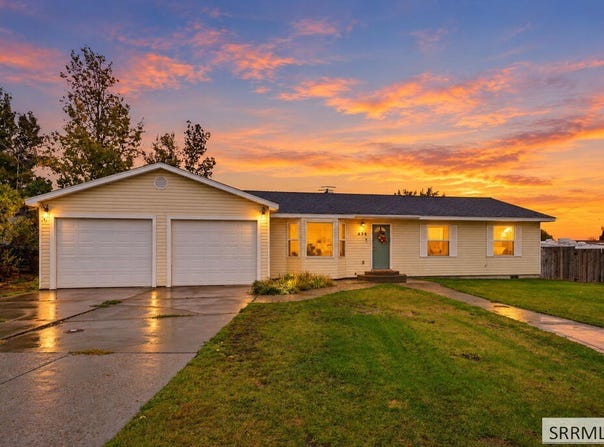 438 W Main Street, St Anthony, ID 83445