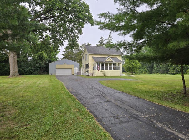 4250 Rives Junction Road, Jackson, MI 49201