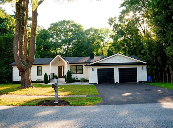 74 Westfield Dr, Holliston, MA 01746