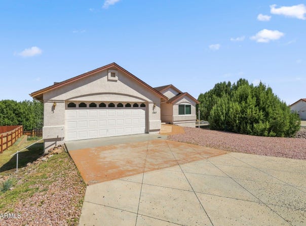 1357 N RUSTLERS ROOST, Dewey, AZ 86327