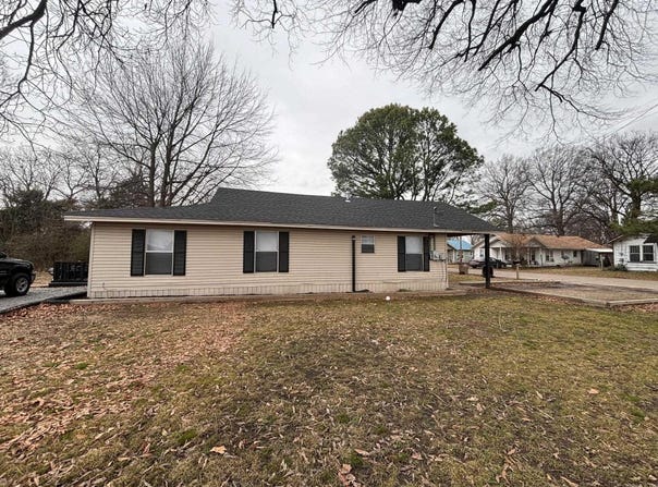 329 Arkansas Ave, Wynne, AR 72396-3427