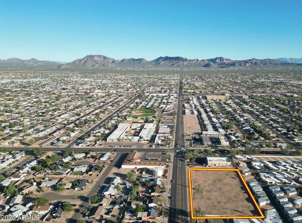 935 S IRONWOOD Drive, Apache Junction, AZ 85120