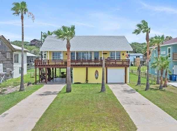 715 Bayshore, Ingleside, TX 78362