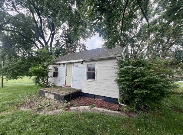 1101 W Wilden Avenue, Goshen, IN 46528-2501