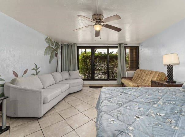 3785 Lower Honoapiilani Rd, Lahaina, HI 96761