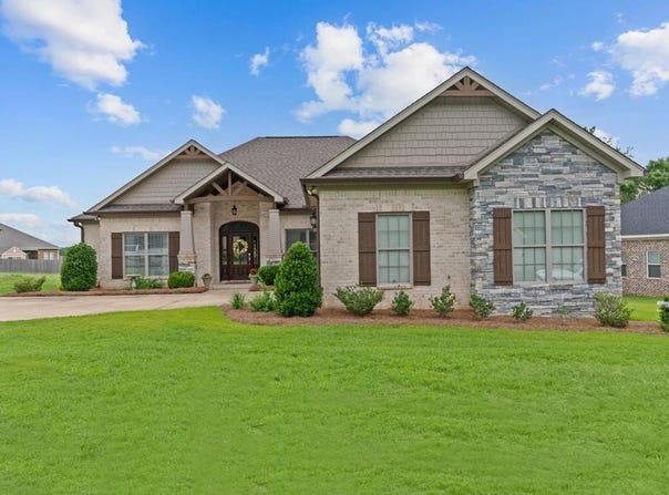 107 Laney Lane, Dothan, AL 36305