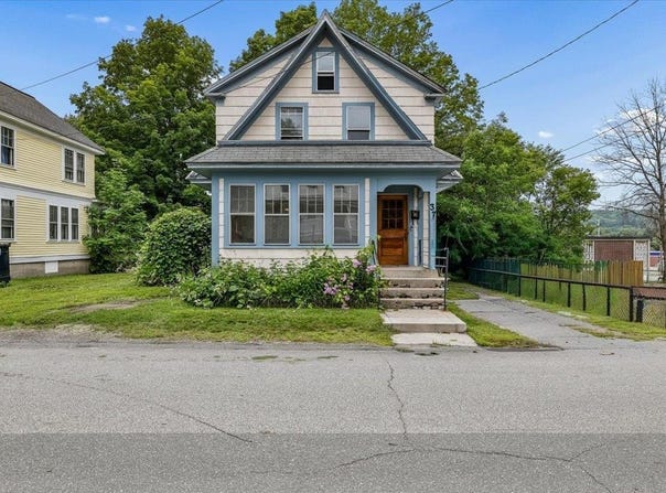 37 Laurel Street, Newport, NH 03773