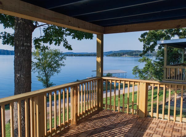 585 Tom Turkey Circle, Reeds Spring, MO 65737
