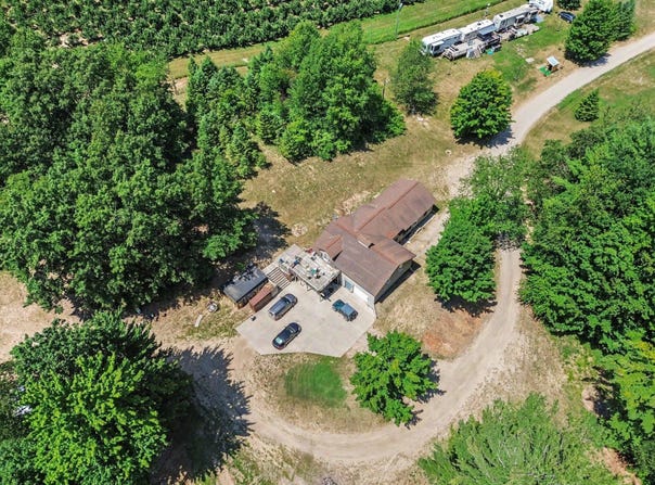 6749 W TAYLOR ROAD, MEARS, MI 49436