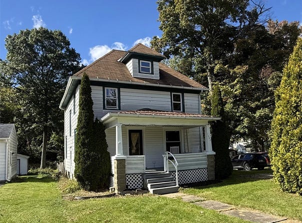 1042 S MORGAN Street, Meadville, PA 16335