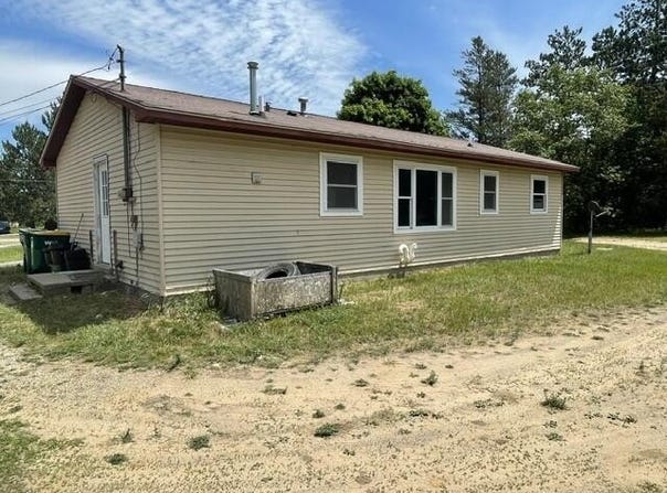 512 Wyckoff Drive, Roscommon, MI 48653