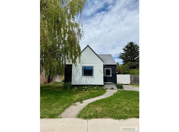 323 E 13th Street, Idaho Falls, ID 83404