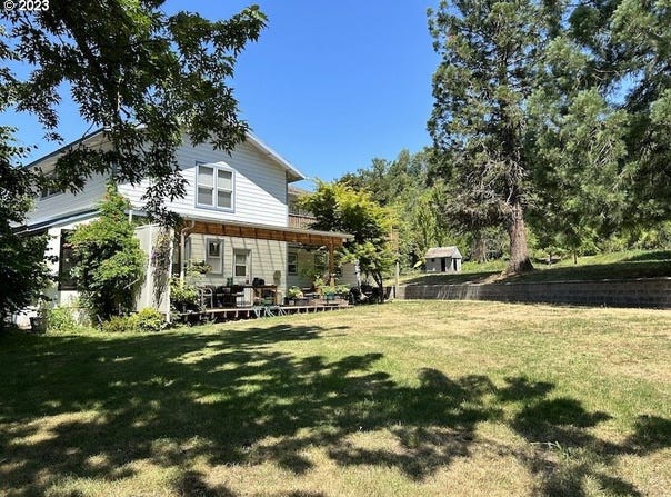 16400 SE HIGHWAY 224, Damascus, OR 97089