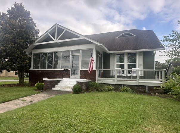 1001 Main Street, Murray, KY 42071