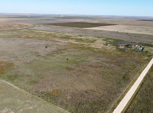 4752 E RD 7, Ulysses, KS 67880