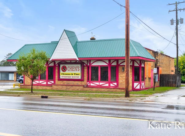 212 E Colby Street, Whitehall, MI 49461