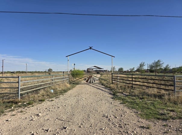 CR 220-I, Seminole, TX 79360