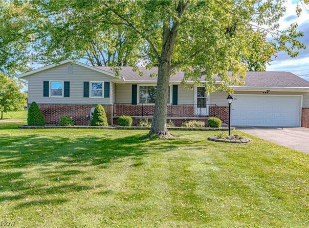149 Pine Street, Creston, OH 44217