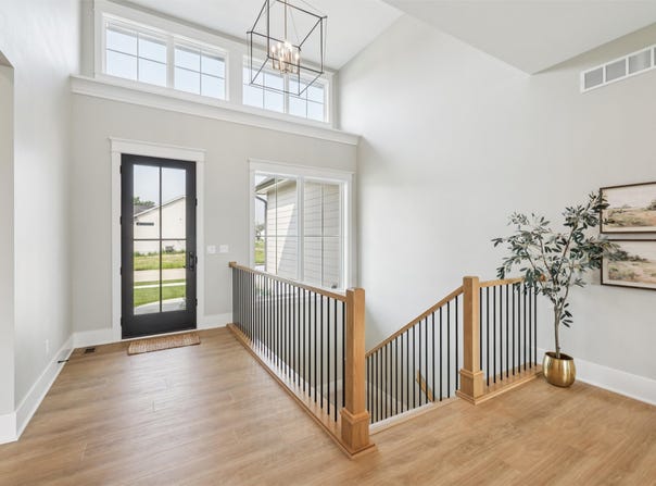 805 Canterbury Circle, Waukee, IA 50263