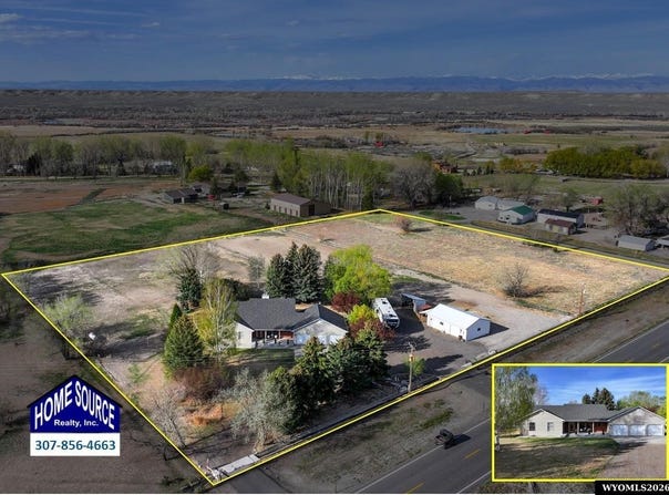 6659 Riverview Rd, Riverton, WY 82501